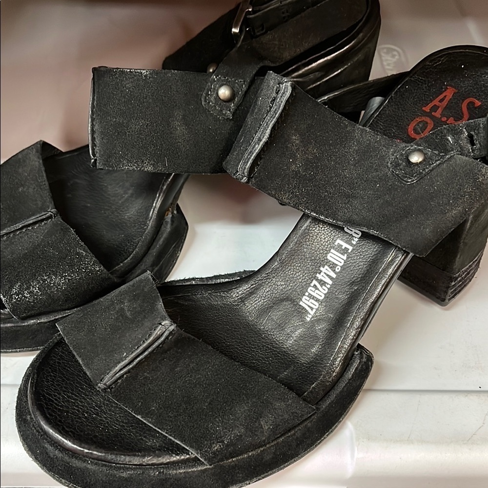 AS 98 Monty Sandals Black Sandals with Sleek Design Leather 38!
